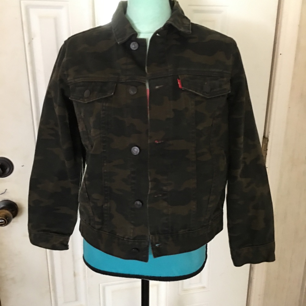 E-1 Levi’s Camo Denim Jacket 12Y